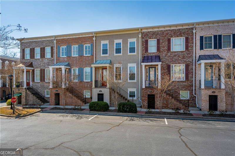 Atlanta, Georgia 30328, United States, 2 Bedrooms Bedrooms, ,4 BathroomsBathrooms,Residential,Active,90820