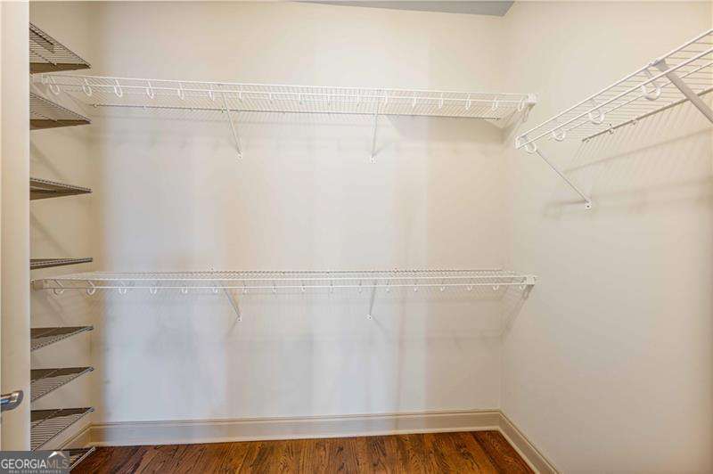 Atlanta, Georgia 30328, United States, 2 Bedrooms Bedrooms, ,4 BathroomsBathrooms,Residential,Active,90820