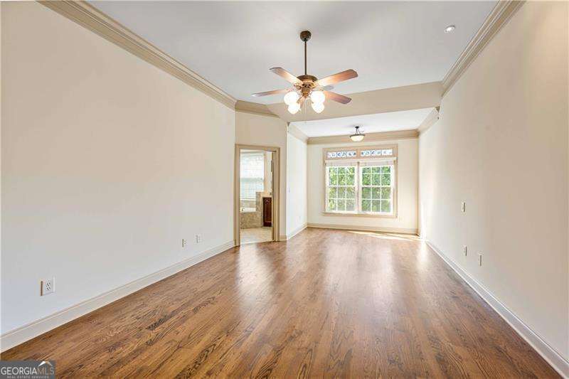 Atlanta, Georgia 30328, United States, 2 Bedrooms Bedrooms, ,4 BathroomsBathrooms,Residential,Active,90820