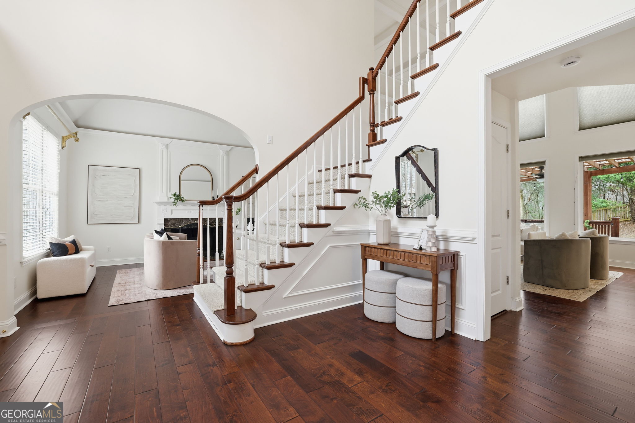 3883 Greensward VW NW