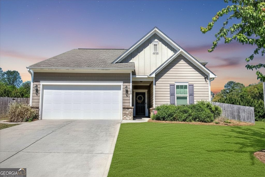 Photo of 102 Sorrento Drive NW, Cartersville, GA 30120 (MLS # 10736001)
