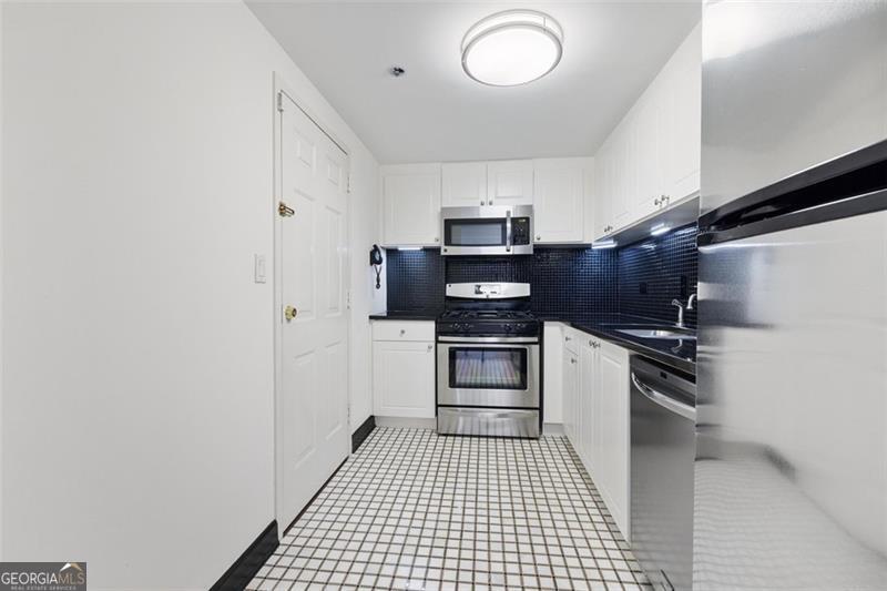 1501 Clairmont RD 1027