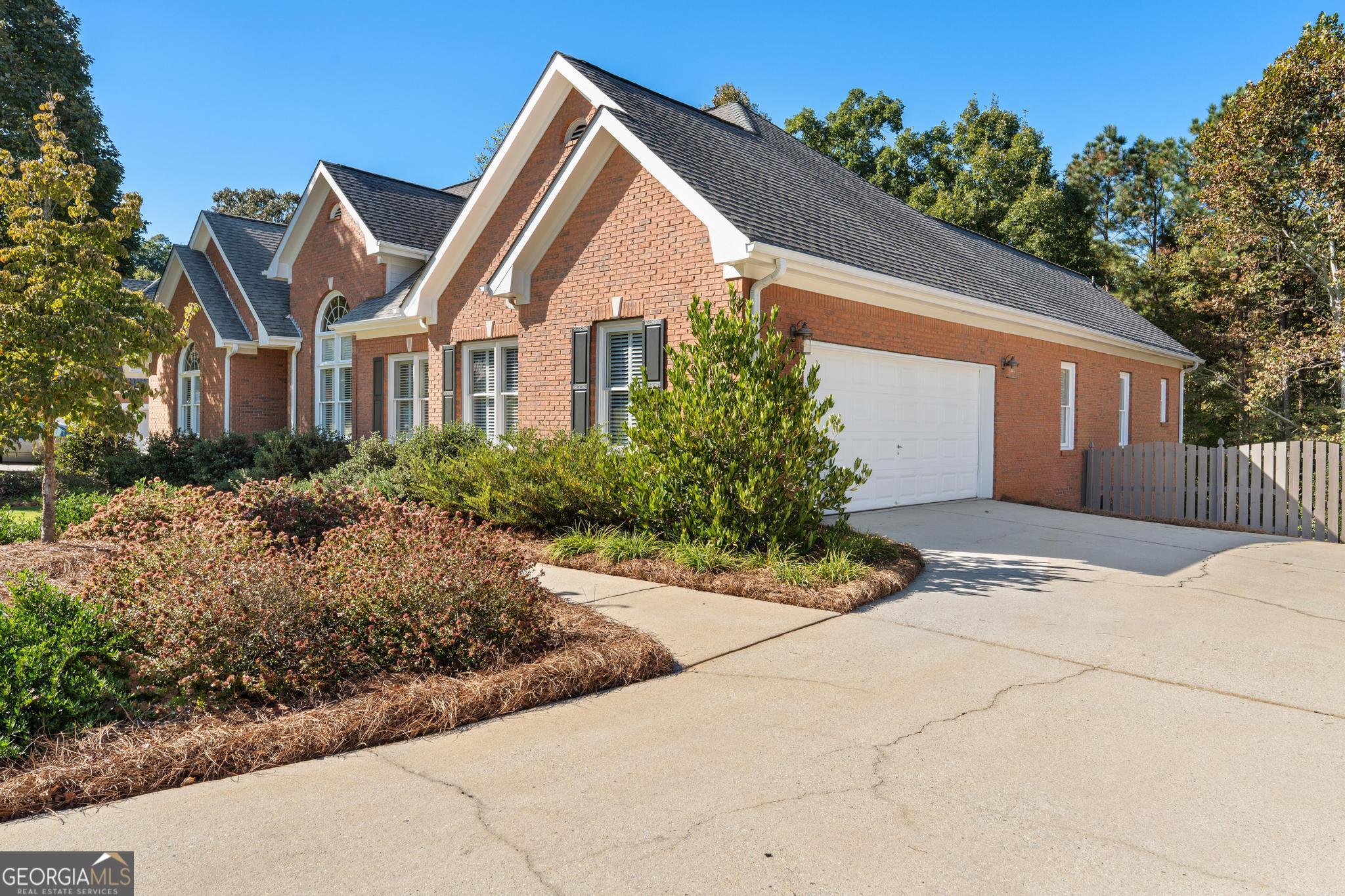 Lakehaven - Residential