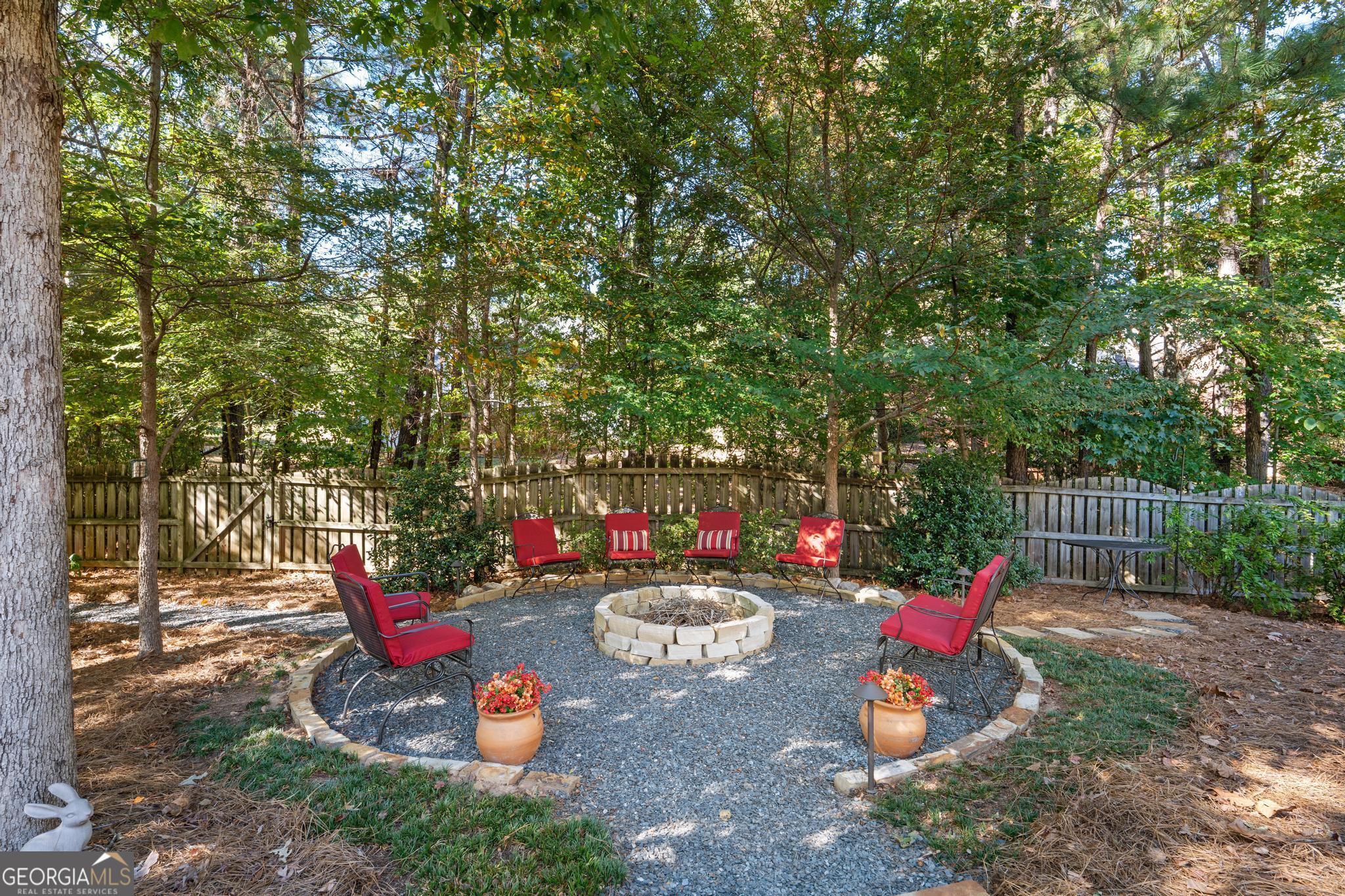 Lakehaven - Residential
