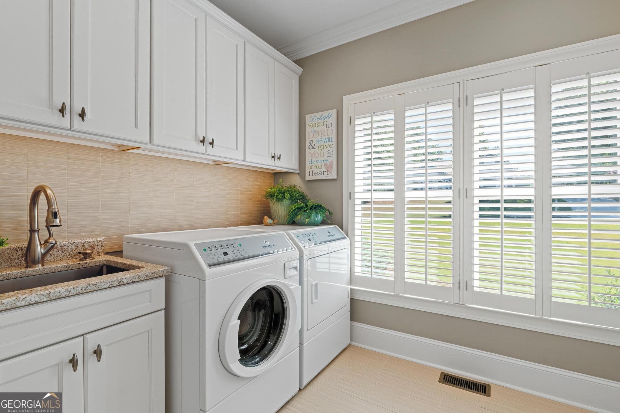Lakehaven - Residential
