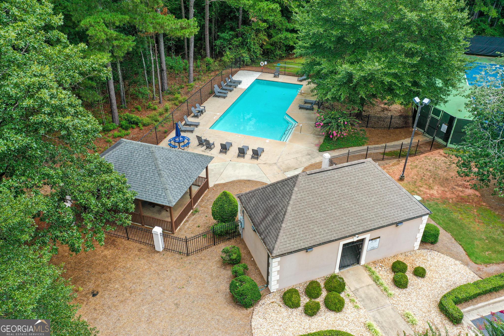 Lakehaven - Residential