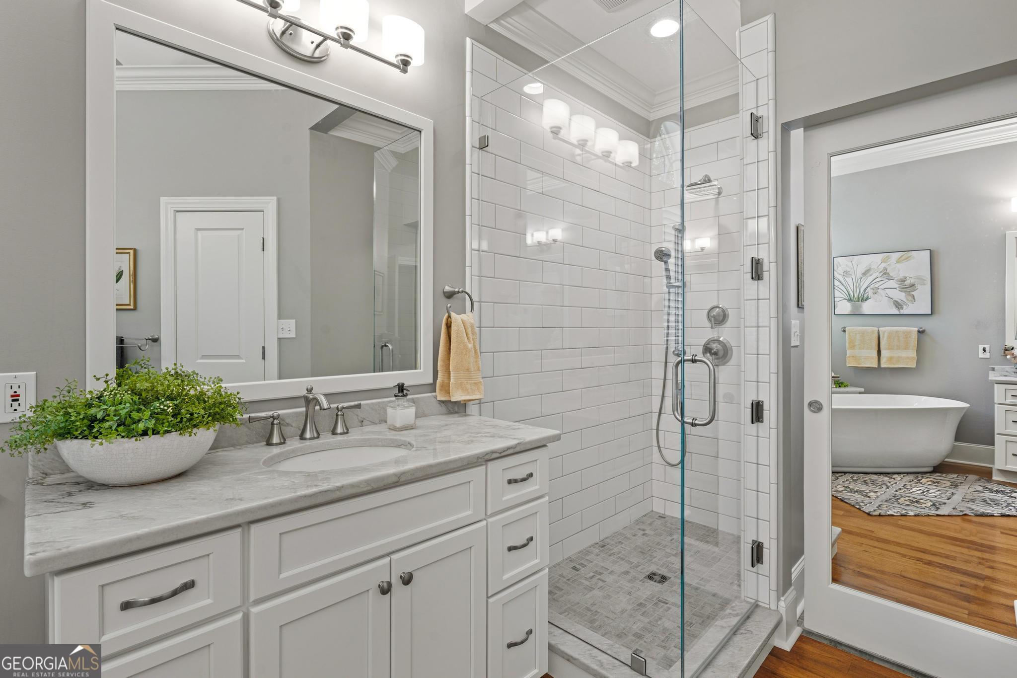 Lakehaven - Residential