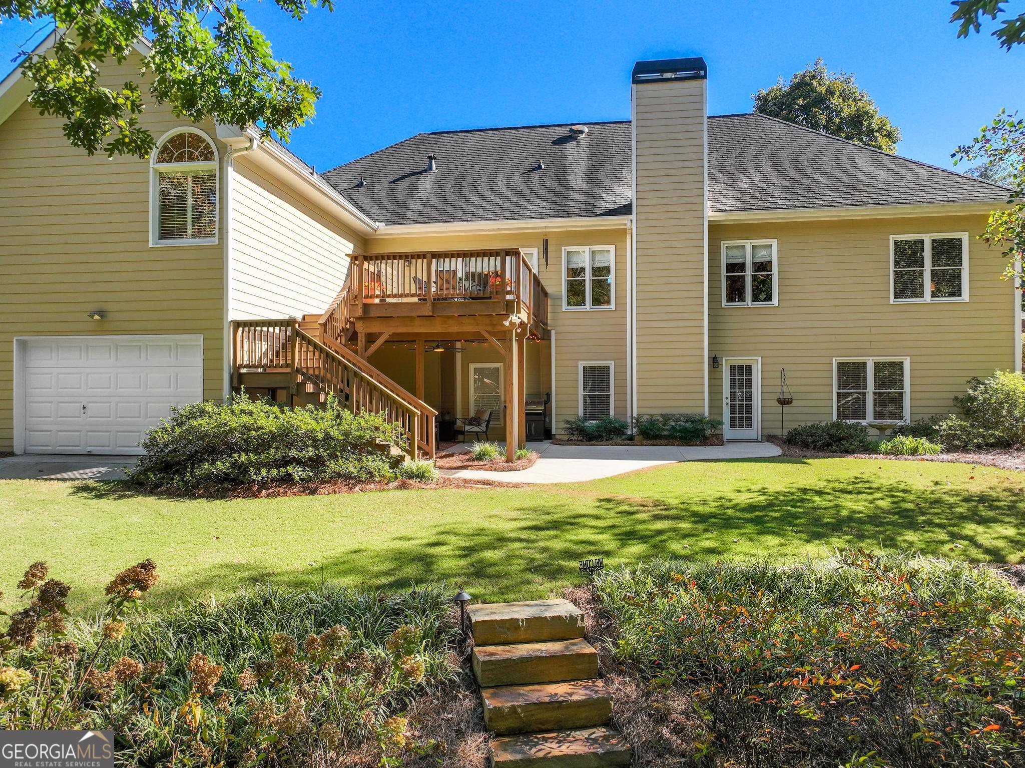 Lakehaven - Residential