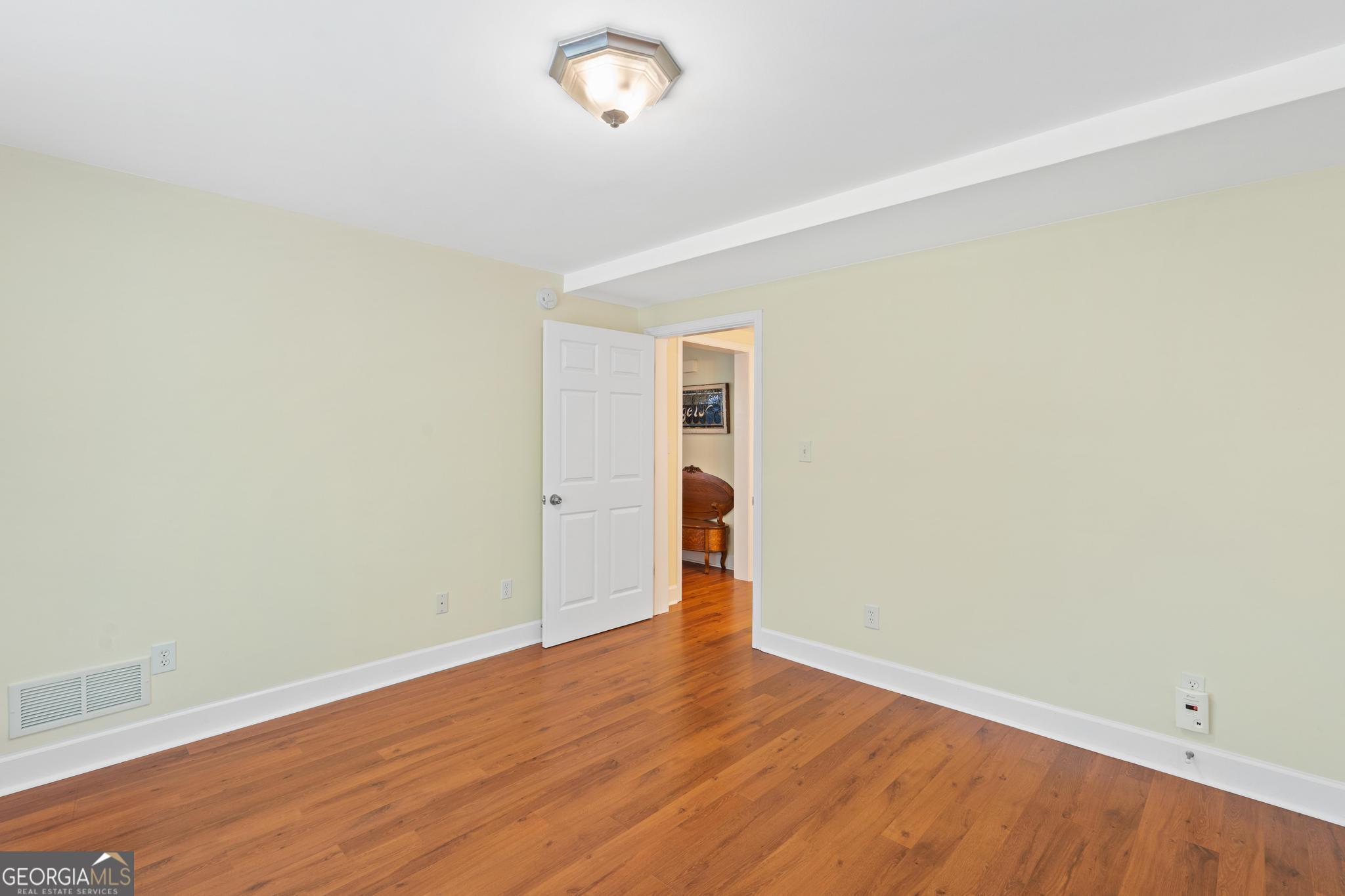 Lakehaven - Residential