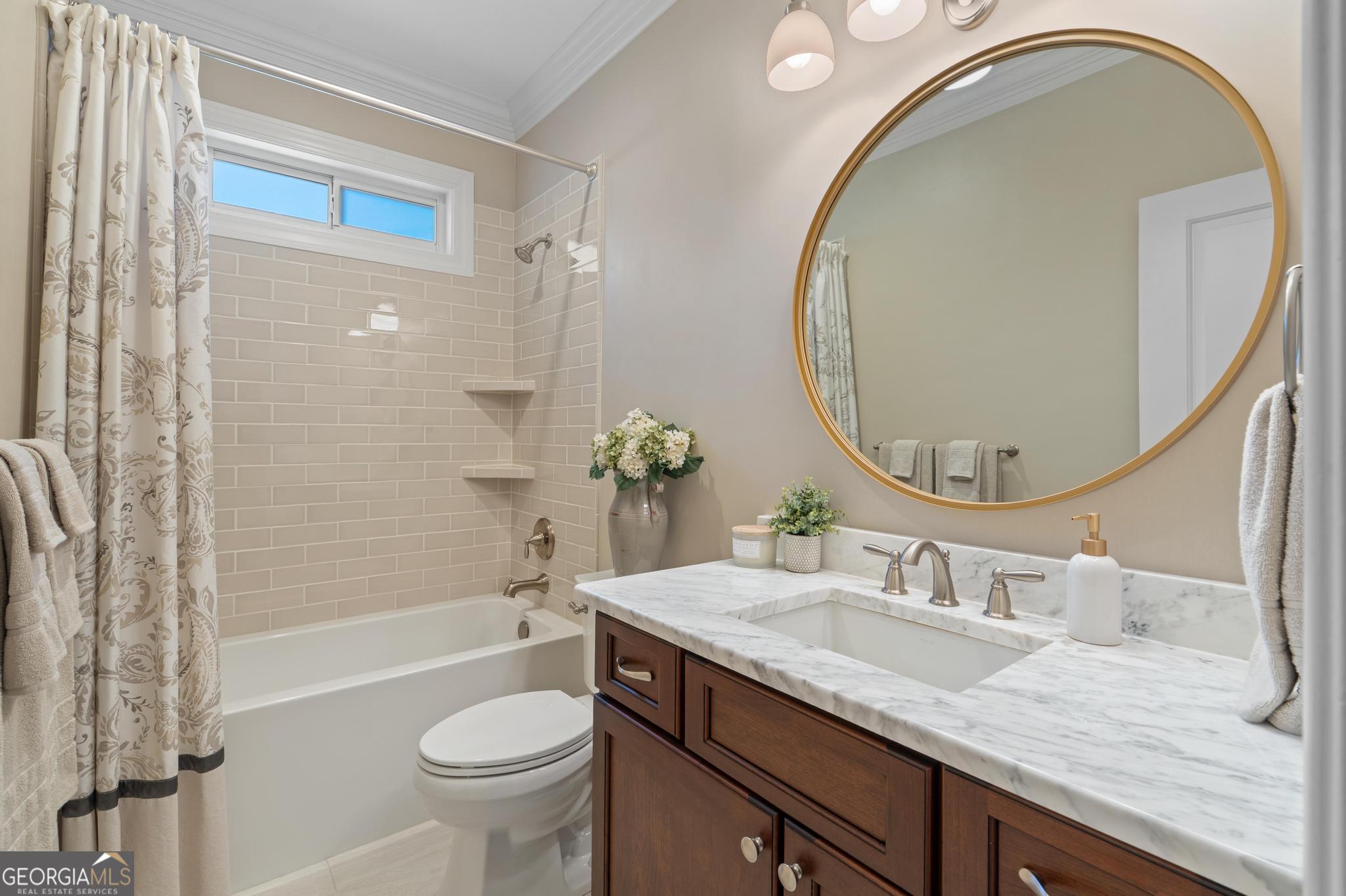 Lakehaven - Residential