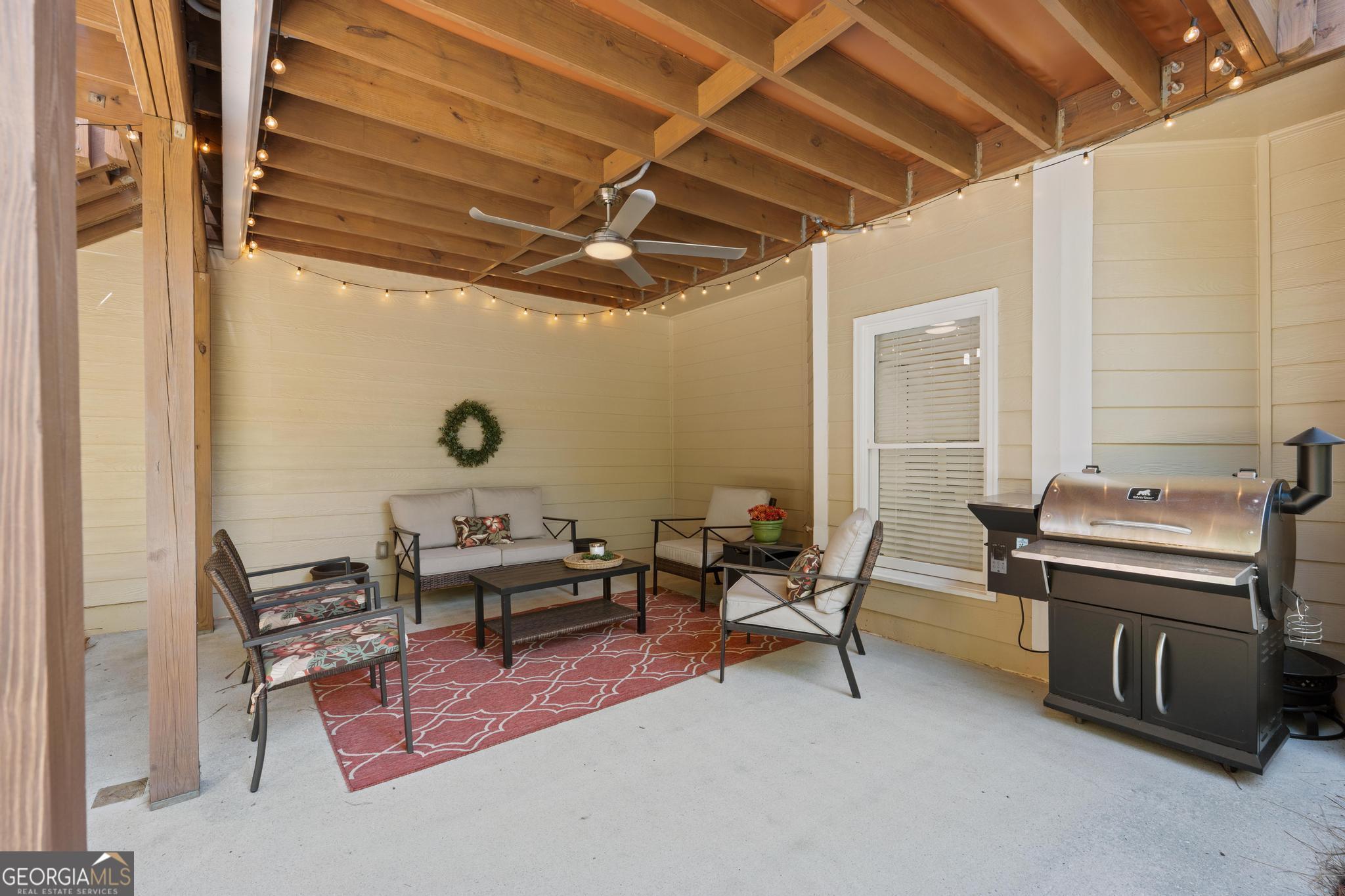 Lakehaven - Residential
