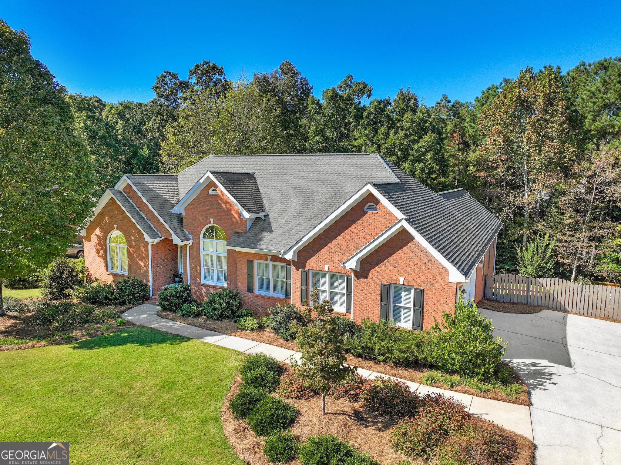 Lakehaven - Residential