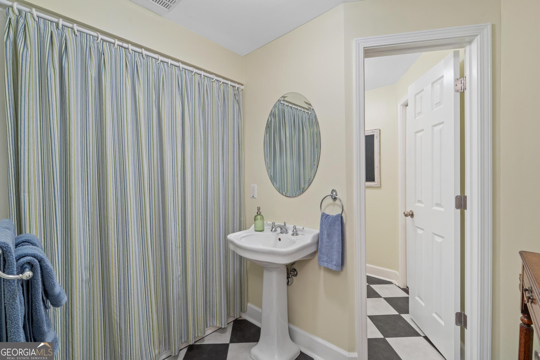 Lakehaven - Residential