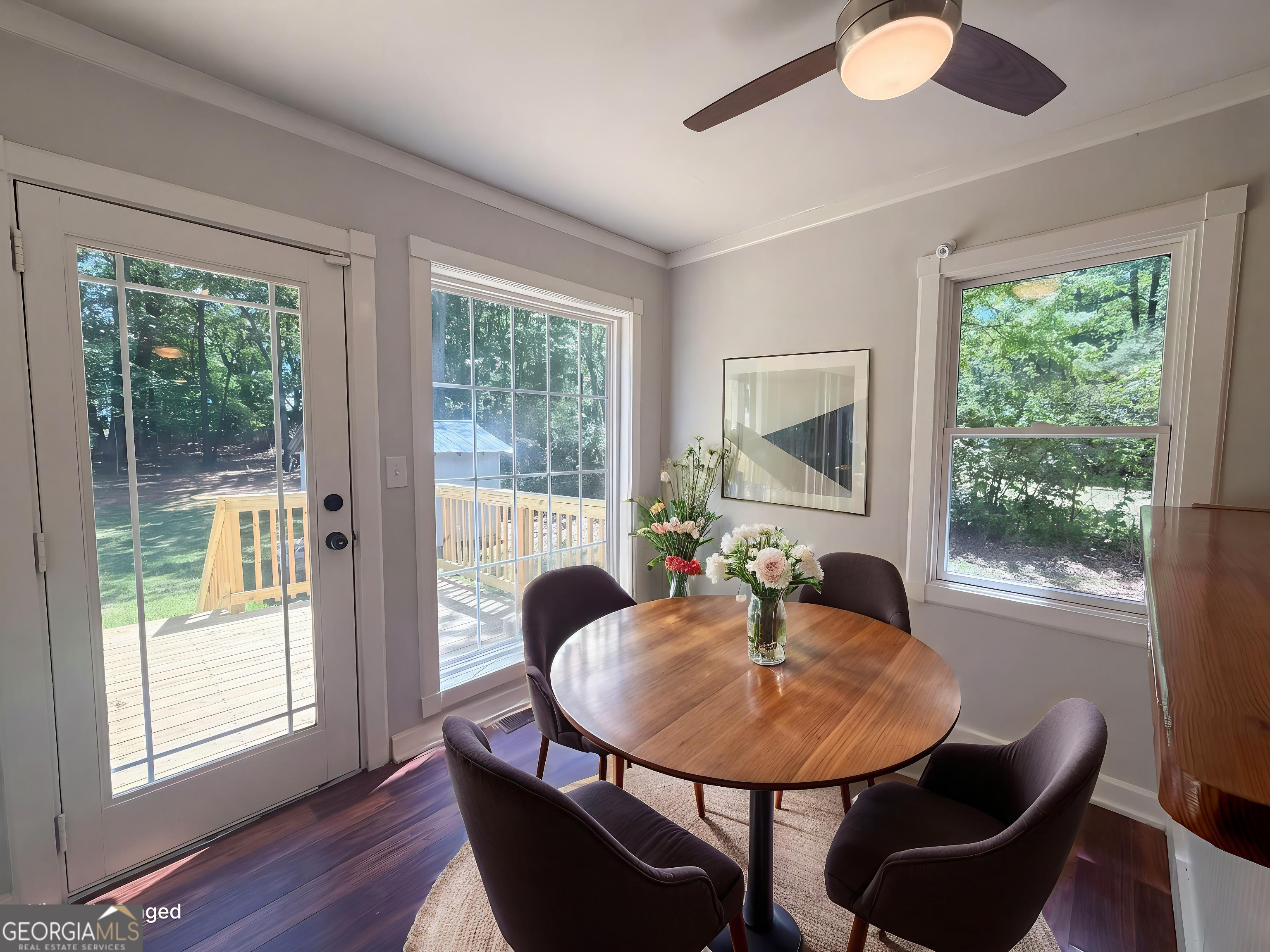 2043 White Oak CIR NW