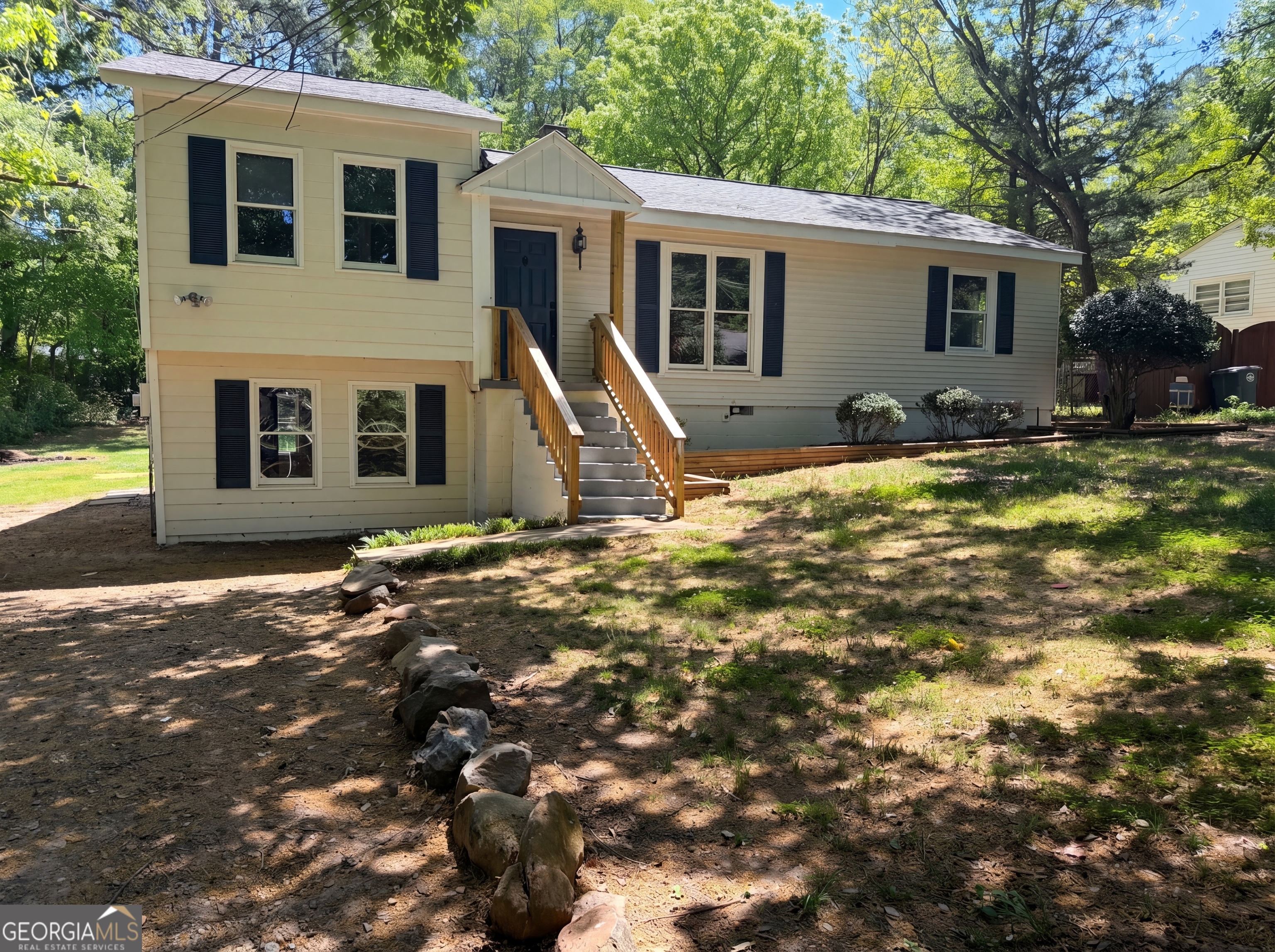 2043 White Oak CIR NW