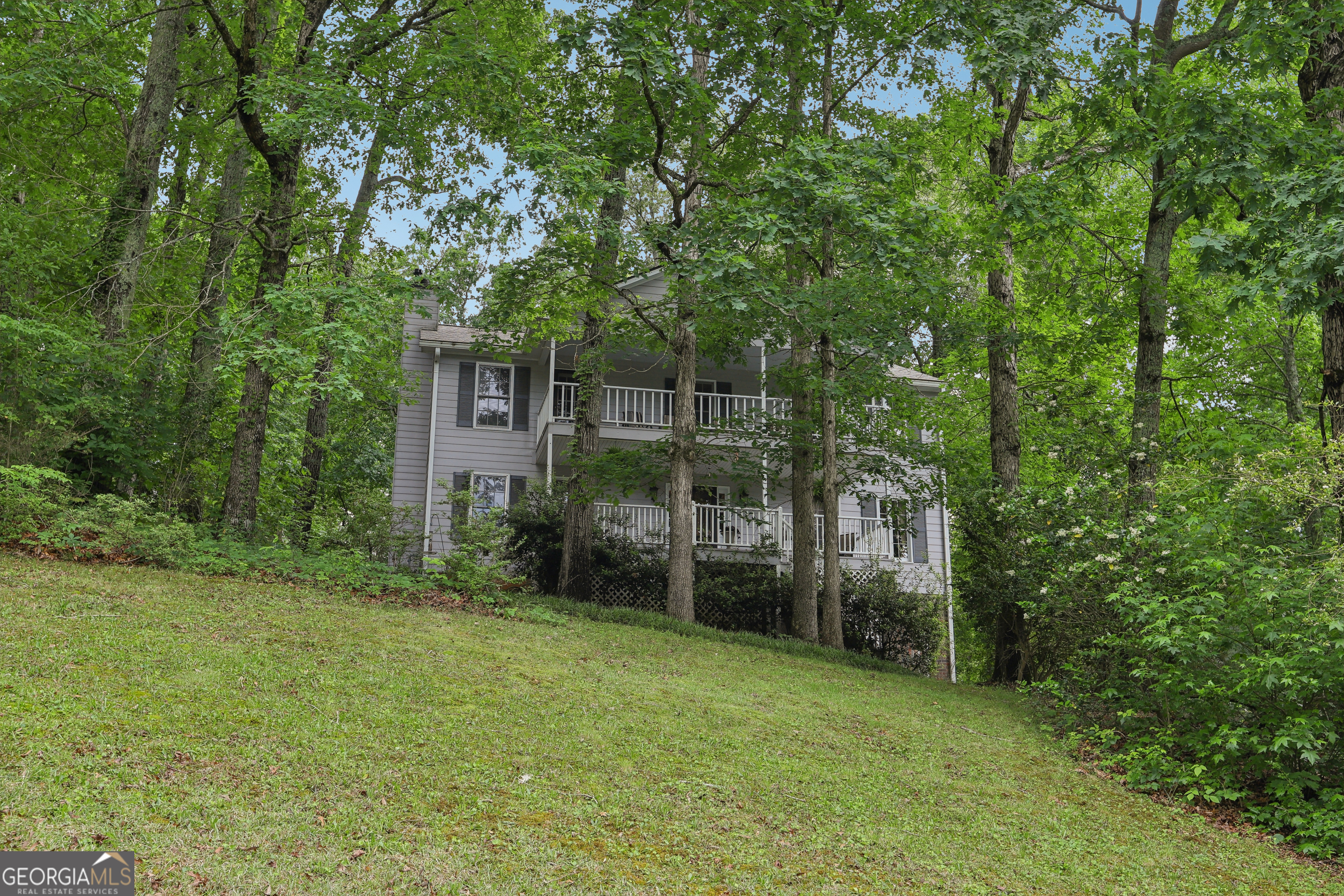 Village North Highlands - Residential
