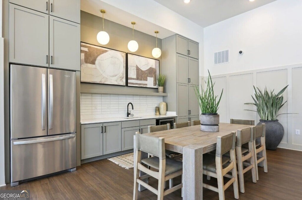 Photo of 75 Overlook Parkway SE #136, Cartersville, GA 30121 (MLS # 10870338)