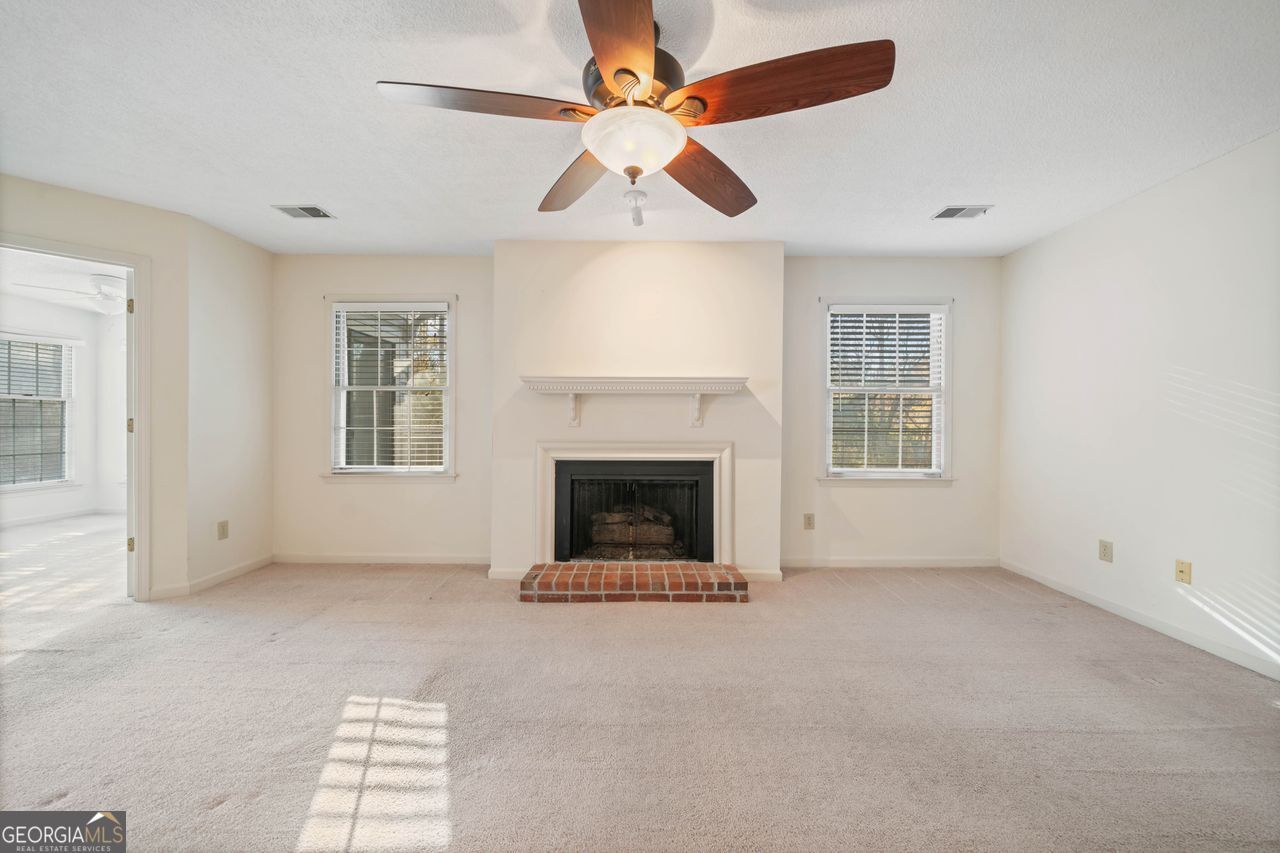 Cannon Gate Condominium - Residential