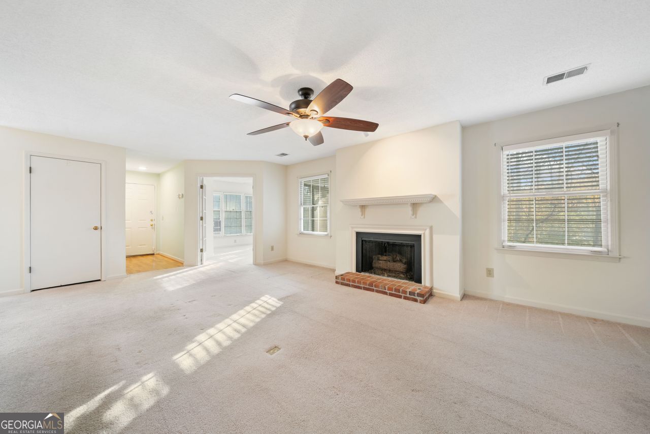Cannon Gate Condominium - Residential