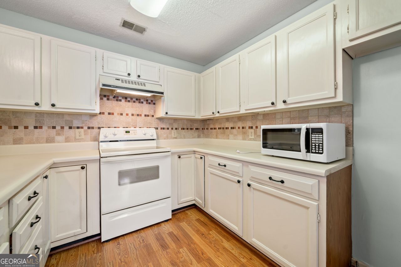 Cannon Gate Condominium - Residential
