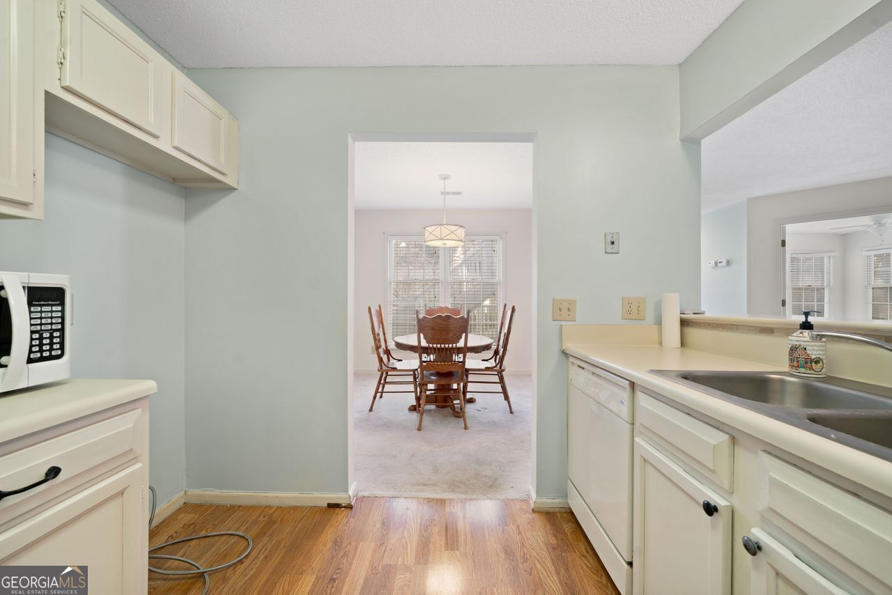 Cannon Gate Condominium - Residential