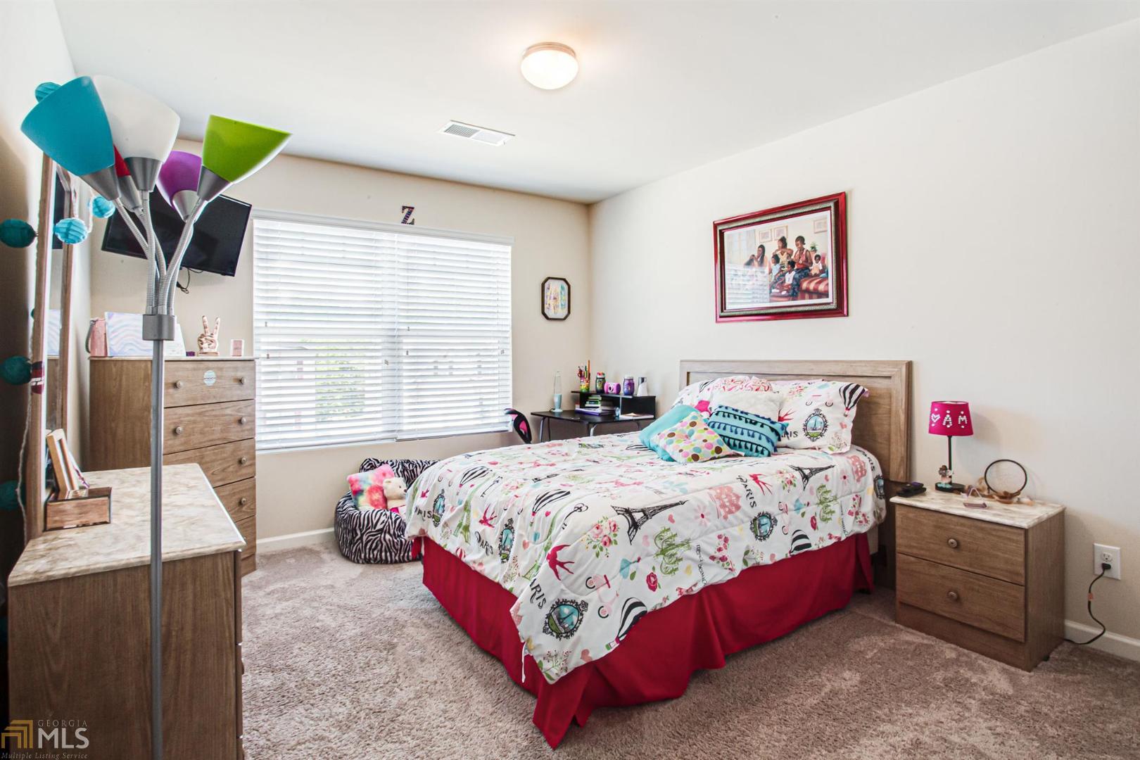 Stoney Creek - Residential