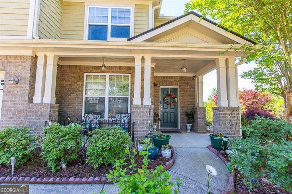 Photo of 300 Hampton Place, Canton, GA 30115 (MLS # 10770632)