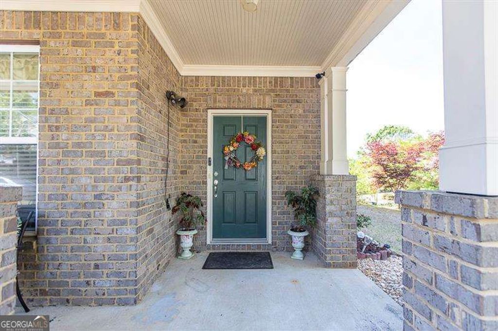 Photo of 300 Hampton Place, Canton, GA 30115 (MLS # 10770632)