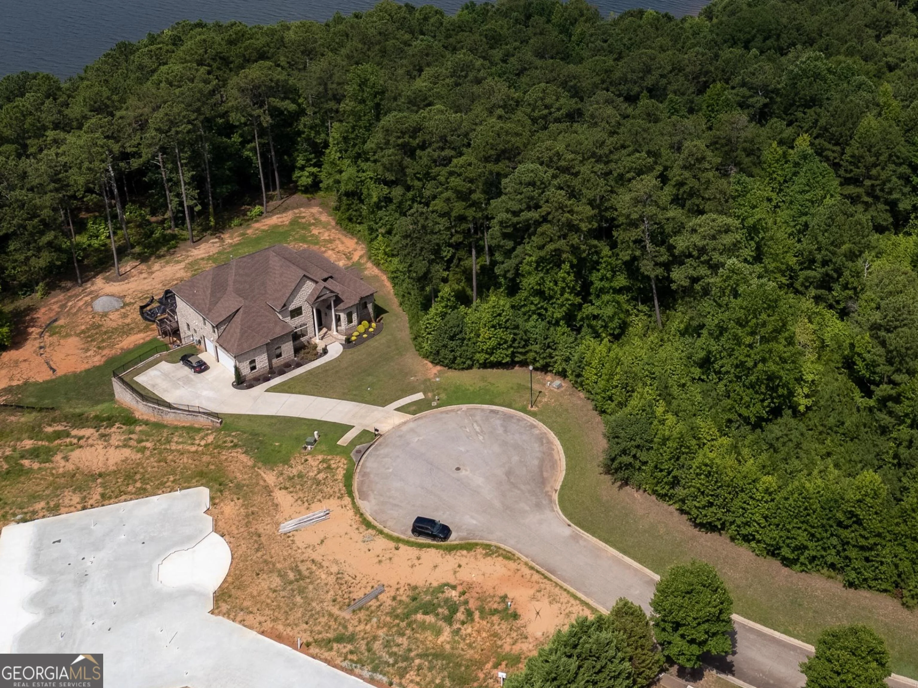 1802 Lake Pointe Circle