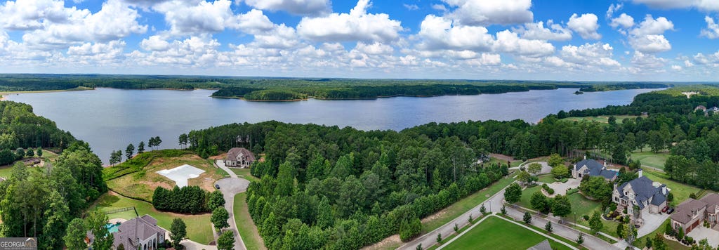 Photo of 1802 Lake Pointe Circle, Locust Grove, GA 30248 (MLS # 10807314)