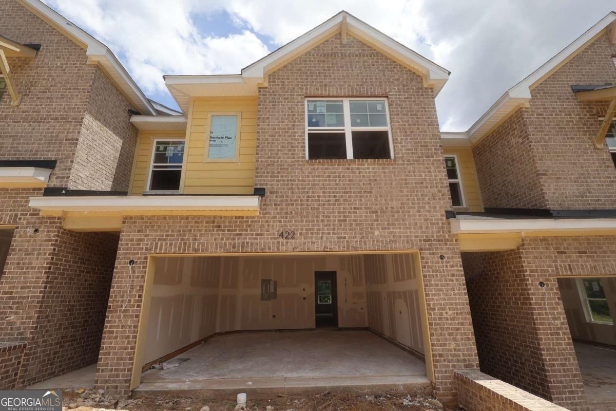422 Laurelwood LN