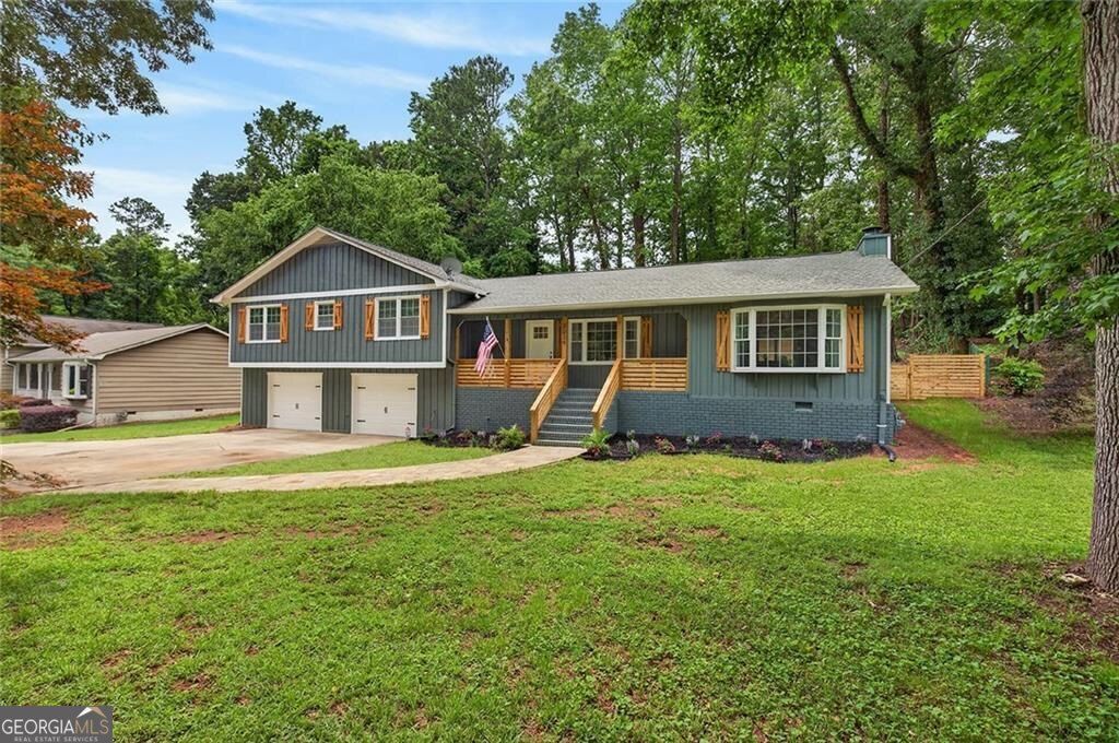 Photo of 3029 Meadow Drive, Marietta, GA 30062 (MLS # 10783131)
