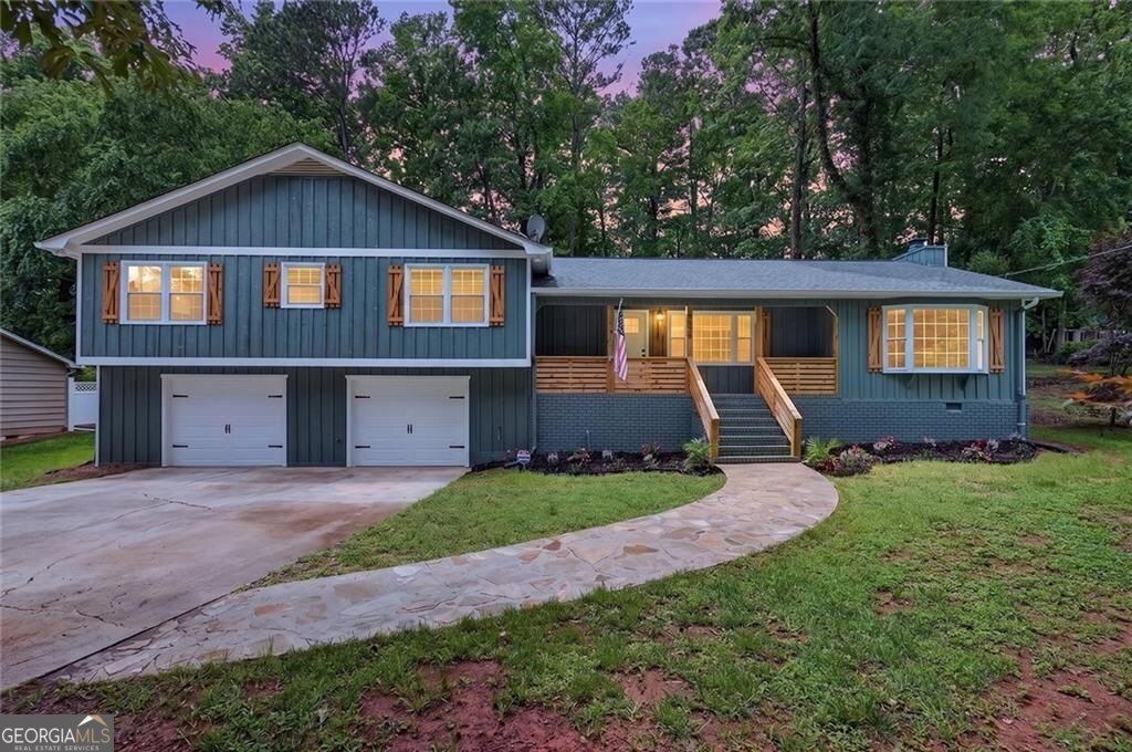 Photo of 3029 Meadow Drive, Marietta, GA 30062 (MLS # 10783131)