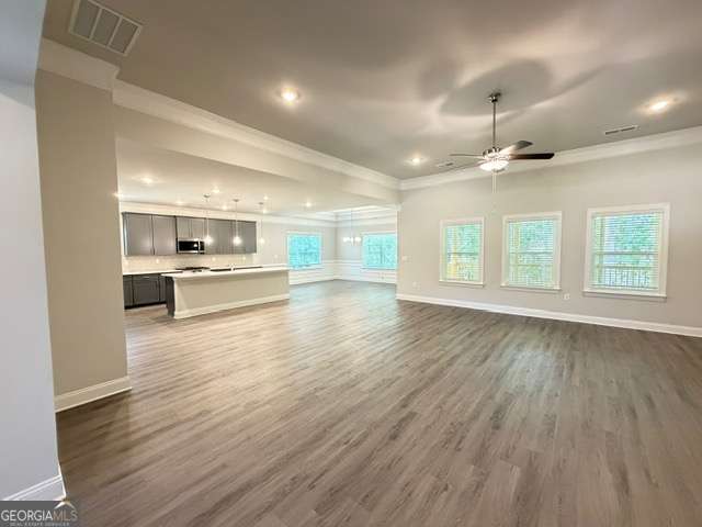 3370 Trevi TRL