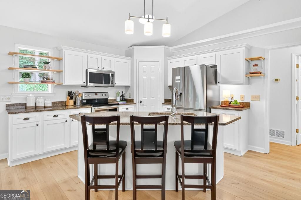 Photo of 8635 Sapphire Lane, Gainesville, GA 30506 (MLS # 10655541)