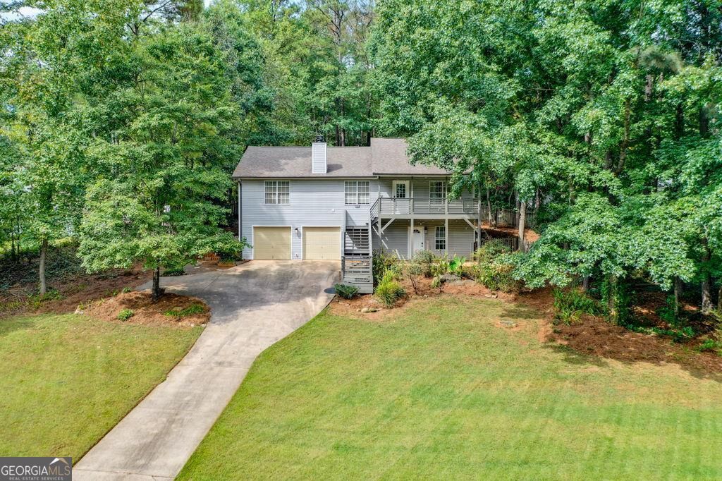 Photo of 8635 Sapphire Lane, Gainesville, GA 30506 (MLS # 10655541)