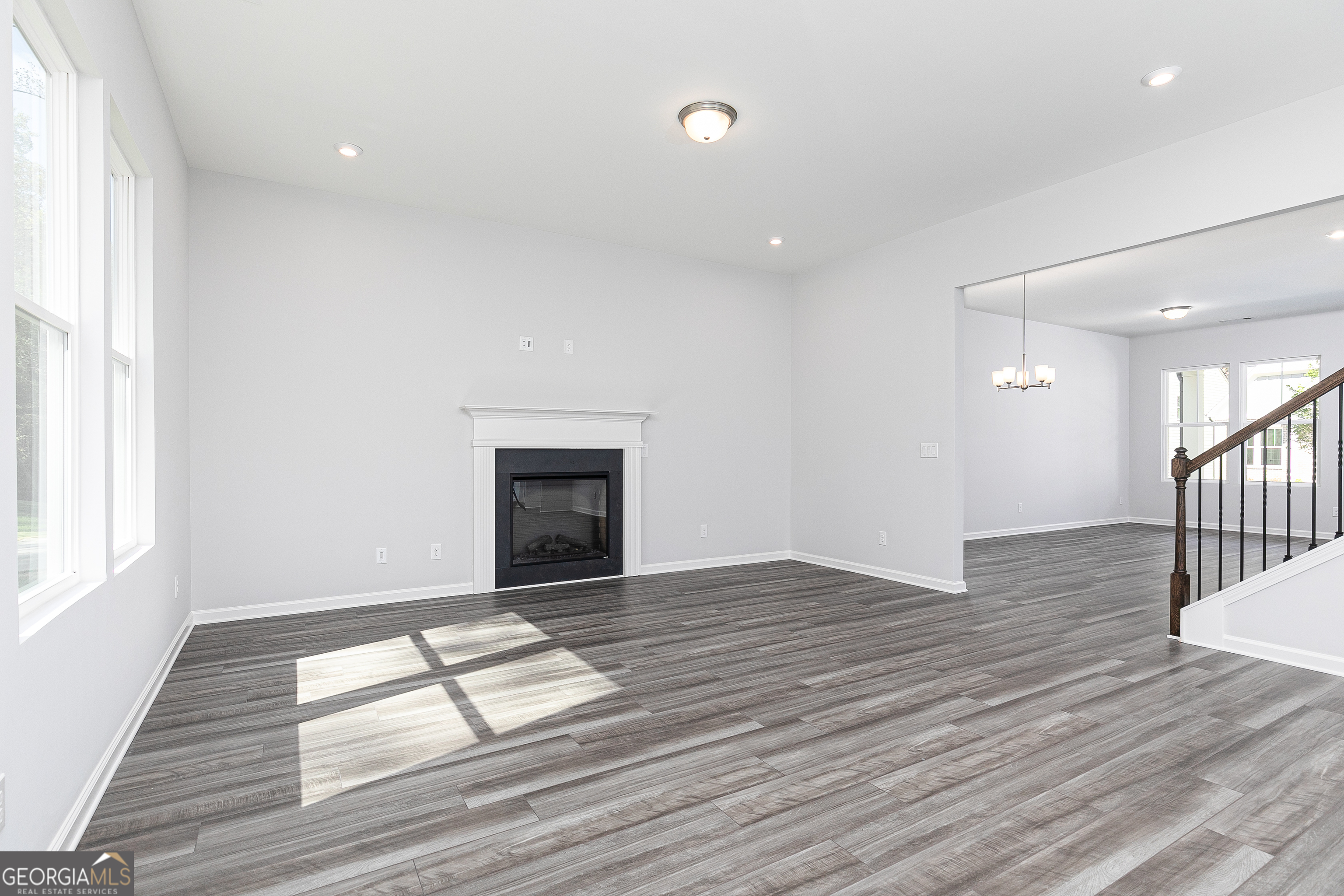 748 Coventry Cove WAY