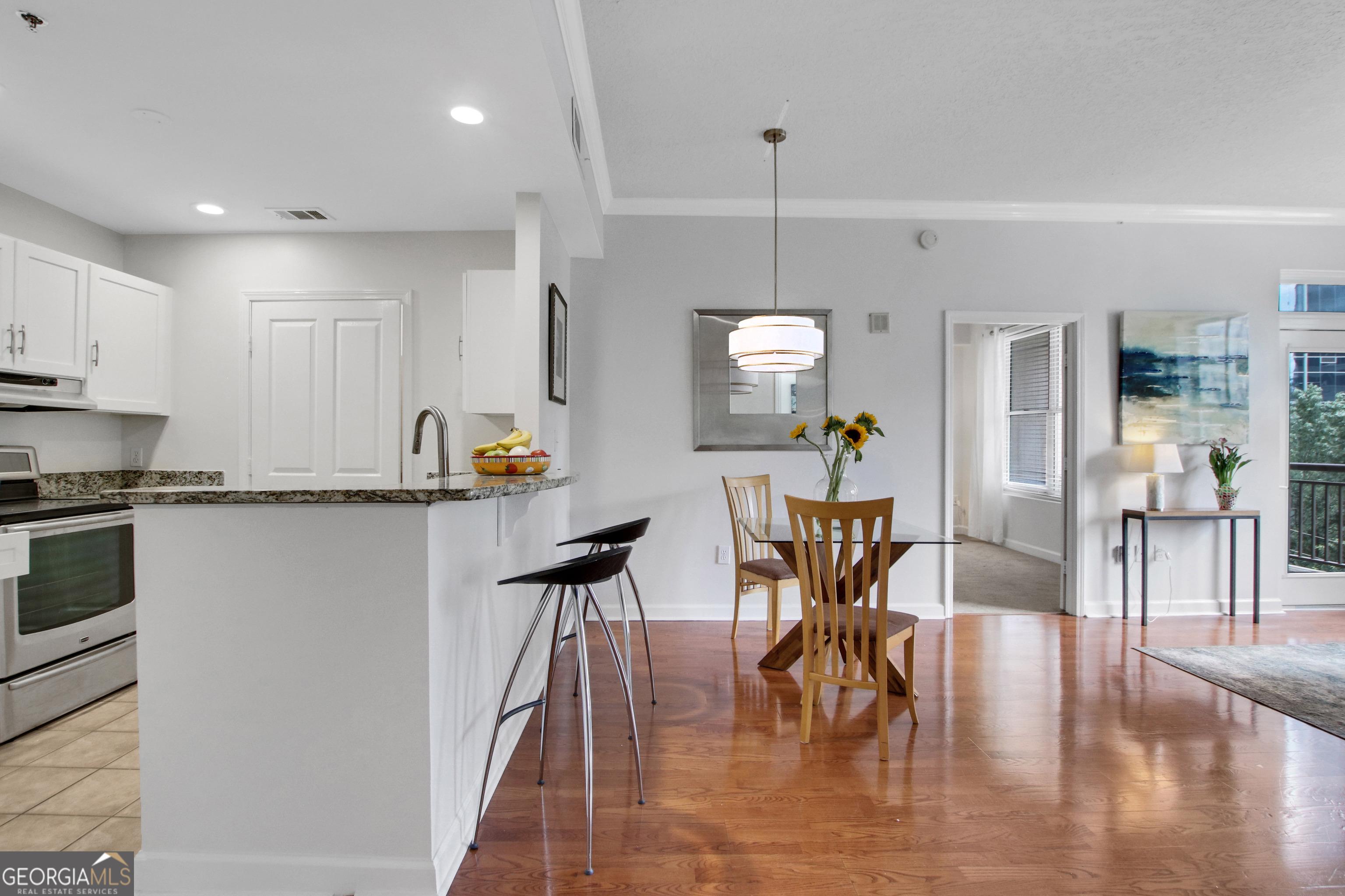 1101 Juniper ST NE APT 521
