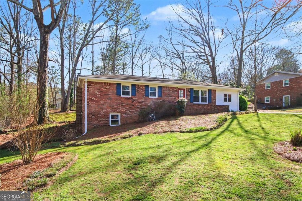 Photo of 3461 Ridgecrest Drive, Powder Springs, GA 30127 (MLS # 10718299)