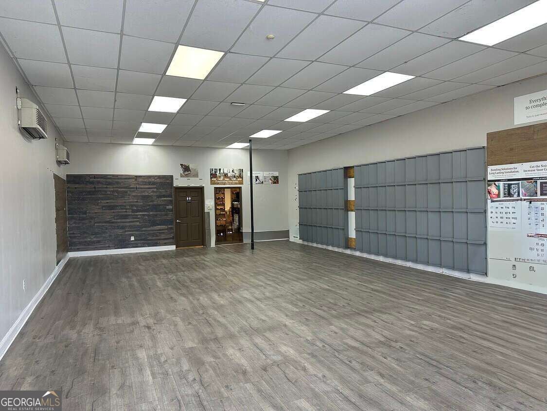 33 Amlajack BLVD