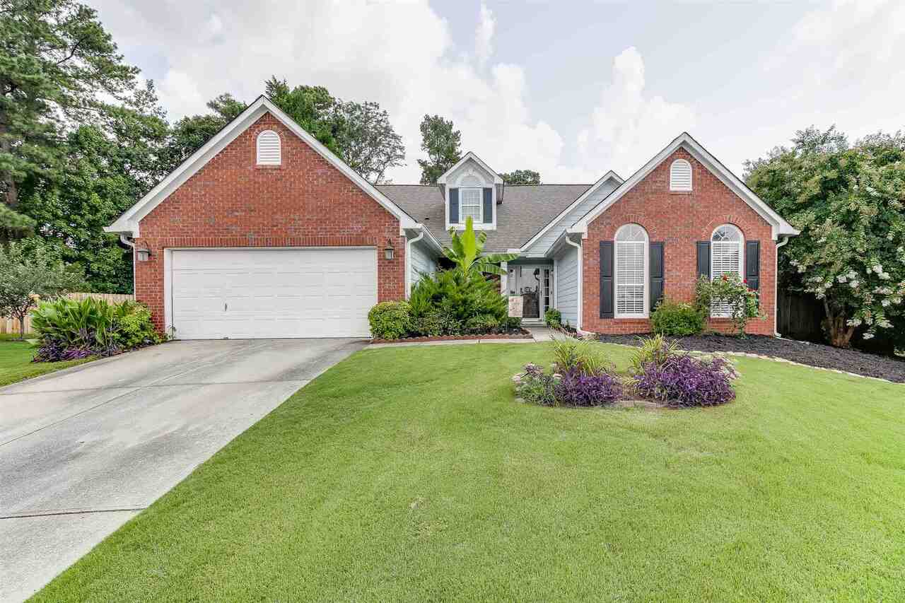 Welcome to this ranch style home in cul-de-sac w/fenced backyard in Swim/tennis/playground subdivision. Mill Creek schools. Master on main w/ inviting open floorplan. Two story family room w/fireplace, large kitchen w/ black appliances, and eat in breakfast room. Spacious secondary bedrooms & full guest bath. Upper level boasts loft and full teen suite w/ full bath. This one won't last!