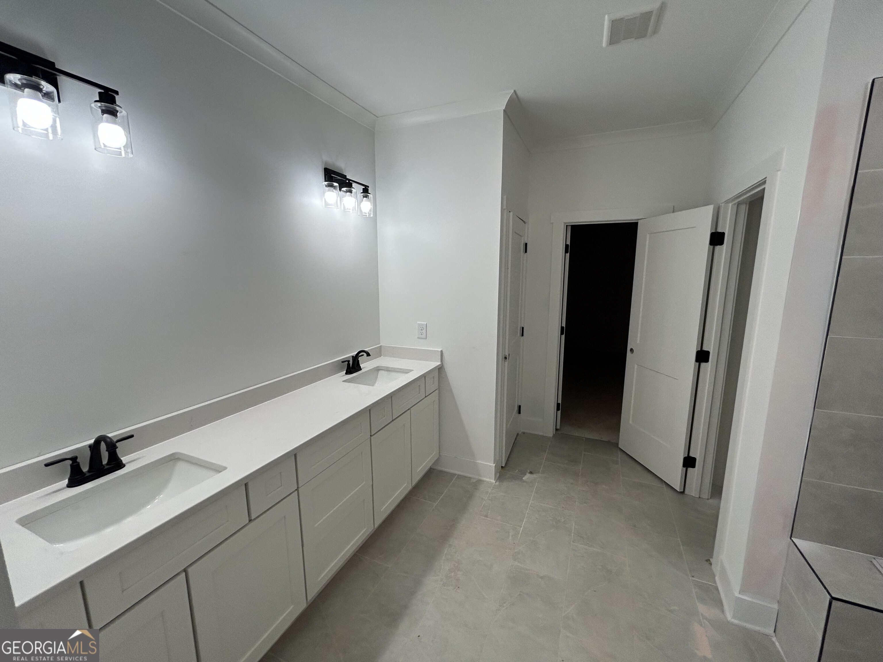 1285 PJ East RD