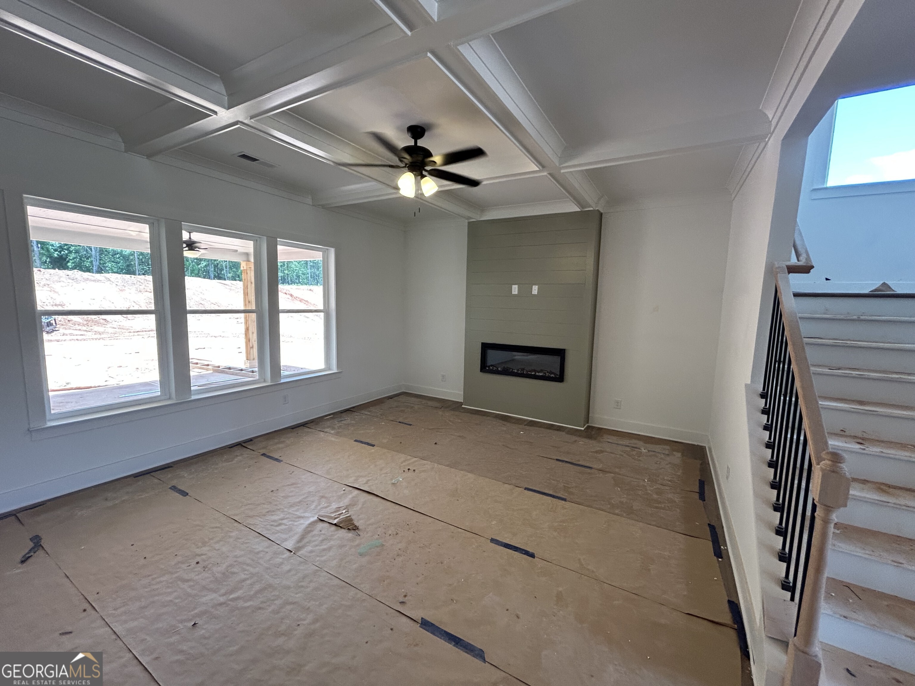 1285 PJ East RD