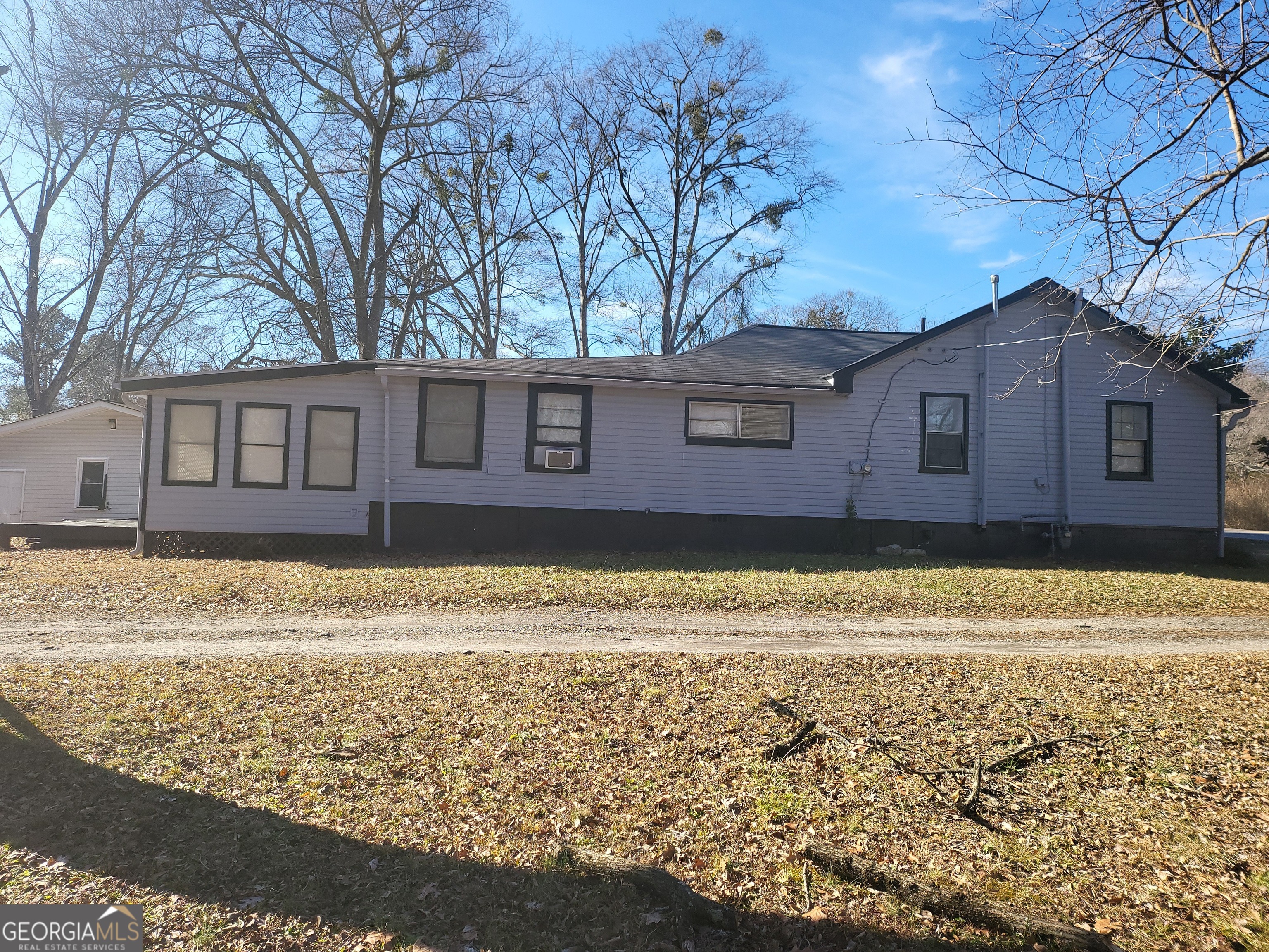 2455 Lake Harbin RD