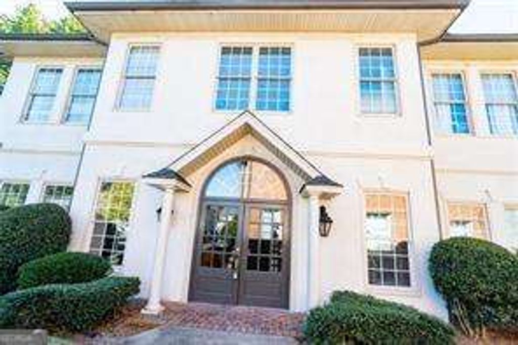 Photo of 2850 Johnson Ferry Road #100, Marietta, GA 30062 (MLS # 10629659)
