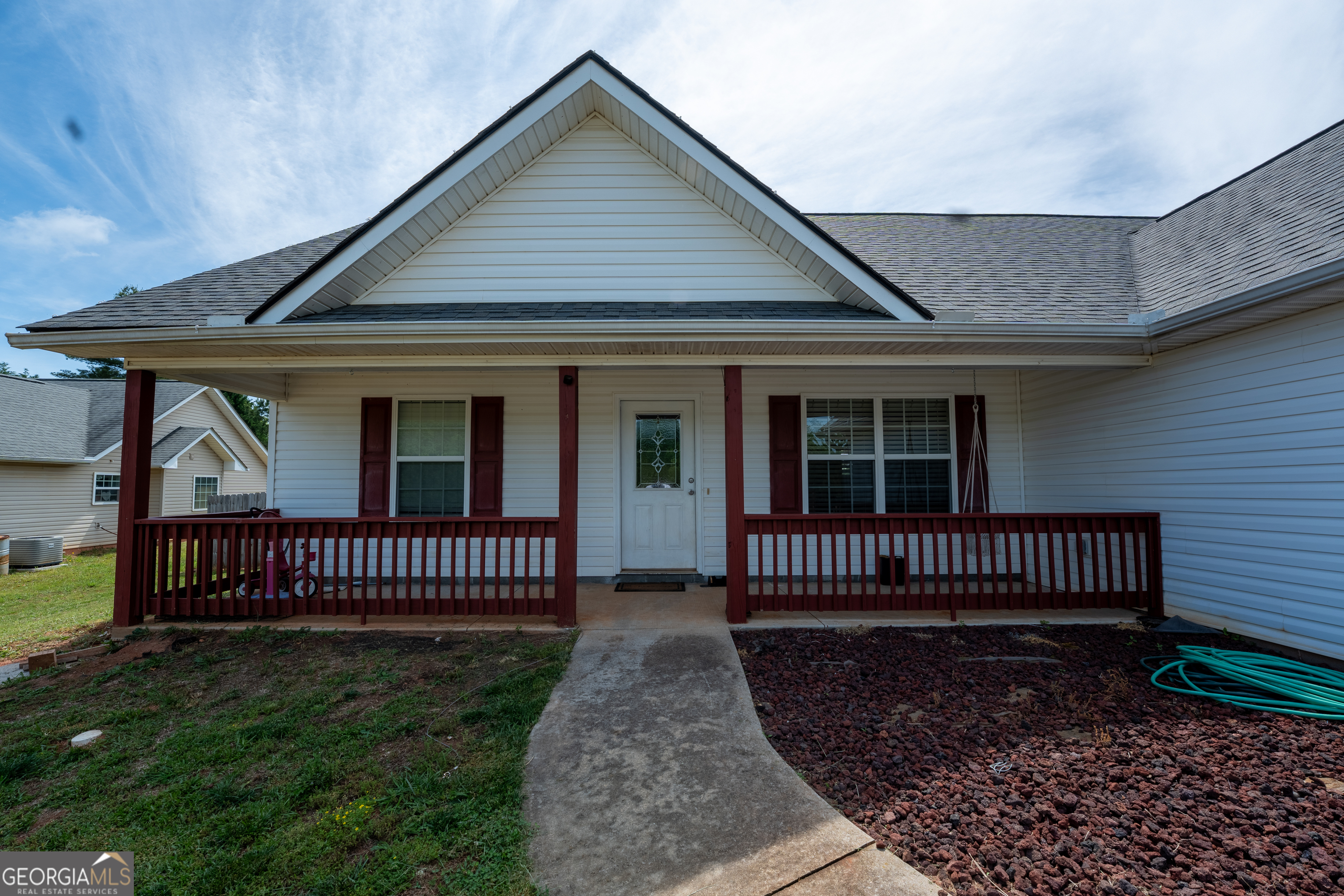 Mount Airy, Georgia 30563, United States, 3 Bedrooms Bedrooms, ,2 BathroomsBathrooms,Residential,Active,12717