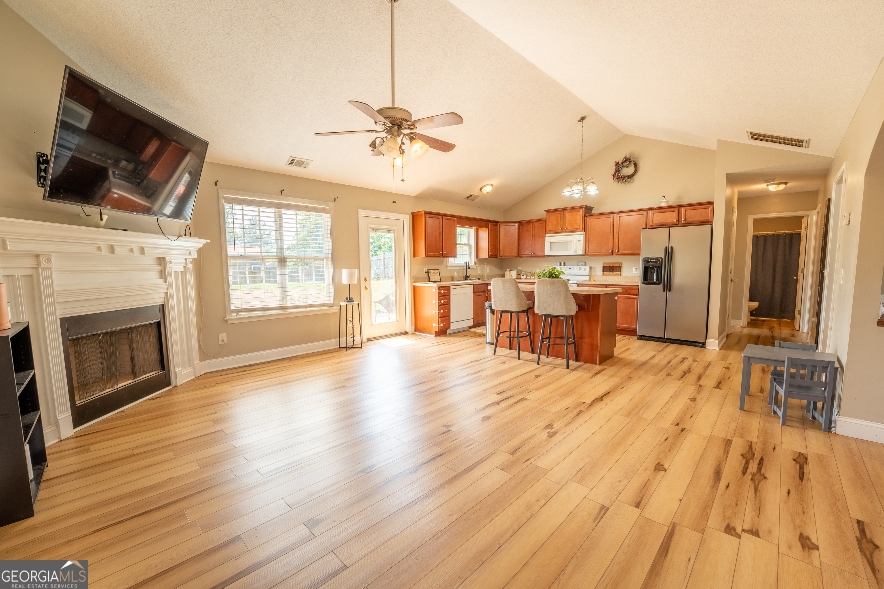 Mount Airy, Georgia 30563, United States, 3 Bedrooms Bedrooms, ,2 BathroomsBathrooms,Residential,Active,12717