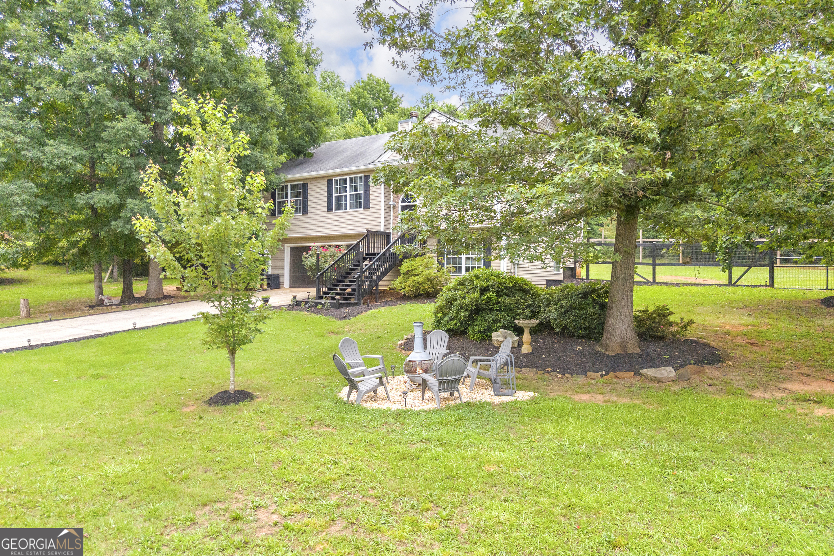 259 Beacon DR