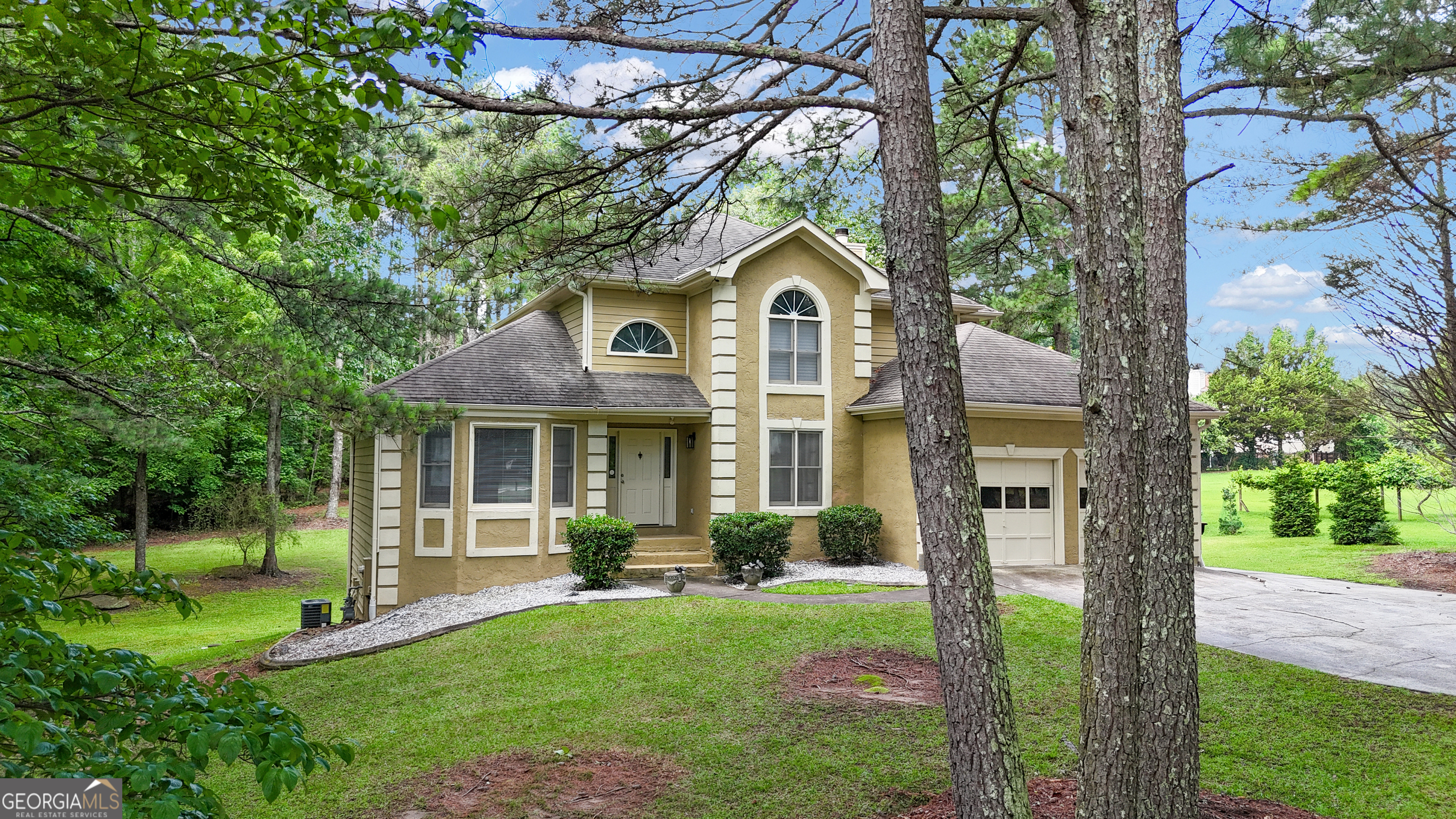 115 Rockhurst Chase