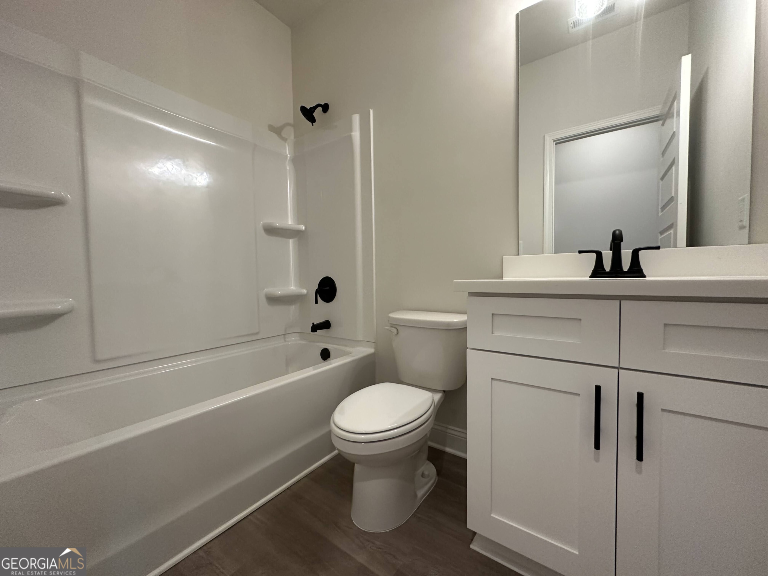 822 Glennferry RD SW